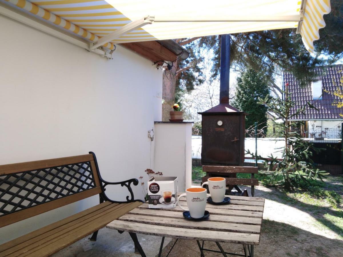 Suita U Toma Vestec (Prague-West) Exterior photo